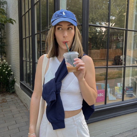 Meet your Posher, Aine (“An-ya”) - Picture 1 of 1